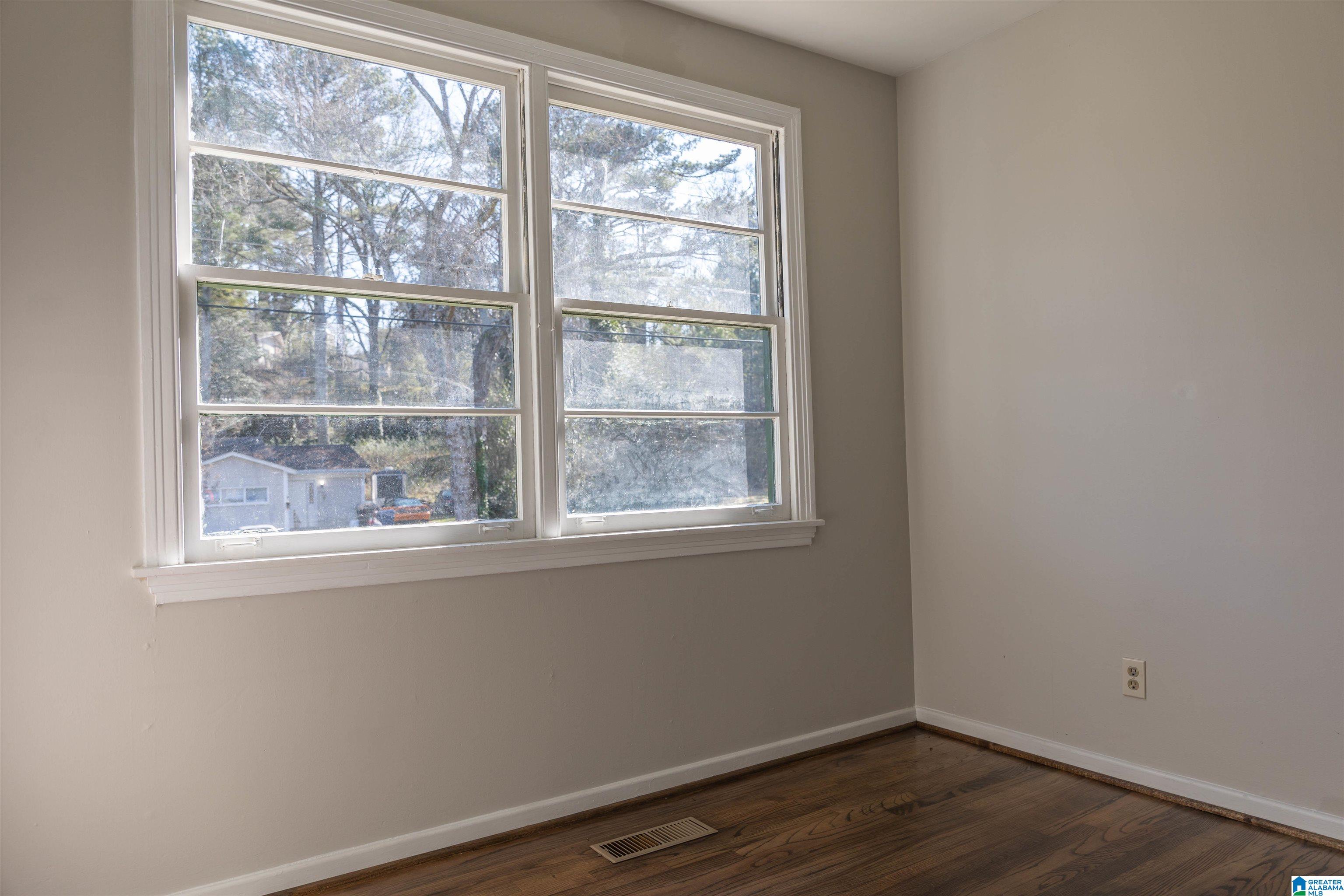 415 West Glade Road Anniston, AL 36206 - Photo 11 of 13