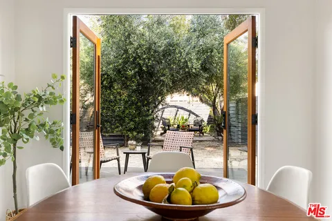 $1,499,000 | 3225 Larga Avenue, Los Angeles, CA 90039