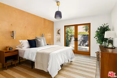 $1,499,000 | 3225 Larga Avenue, Los Angeles, CA 90039