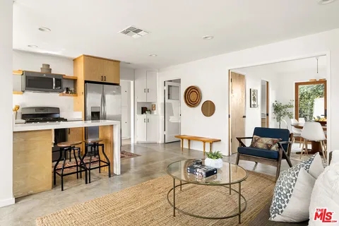 $1,499,000 | 3225 Larga Avenue, Los Angeles, CA 90039