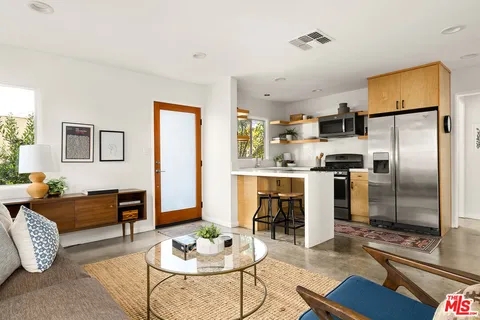 $1,499,000 | 3225 Larga Avenue, Los Angeles, CA 90039