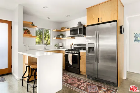 $1,499,000 | 3225 Larga Avenue, Los Angeles, CA 90039