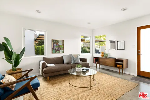 $1,499,000 | 3225 Larga Avenue, Los Angeles, CA 90039