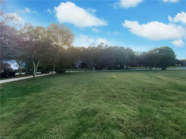 $575,000 | 6010 Morganshire Drive, Summerfield, NC 27358