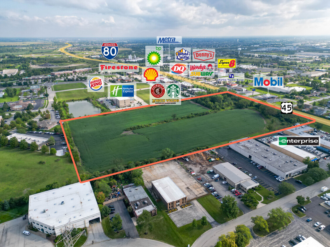 19300 South La Grange Road Mokena, IL 60448 - Photo 5 of 5 a view of a back yard of the house with a street