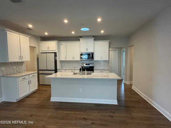 $2,850 | 12011 Elderbank Drive, Jacksonville, FL 32256