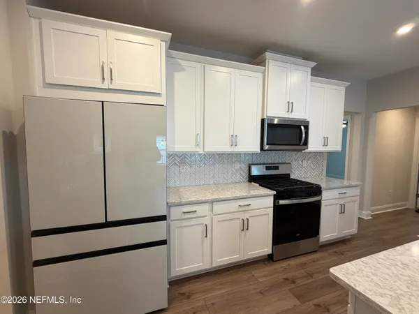 $2,850 | 12011 Elderbank Drive, Jacksonville, FL 32256