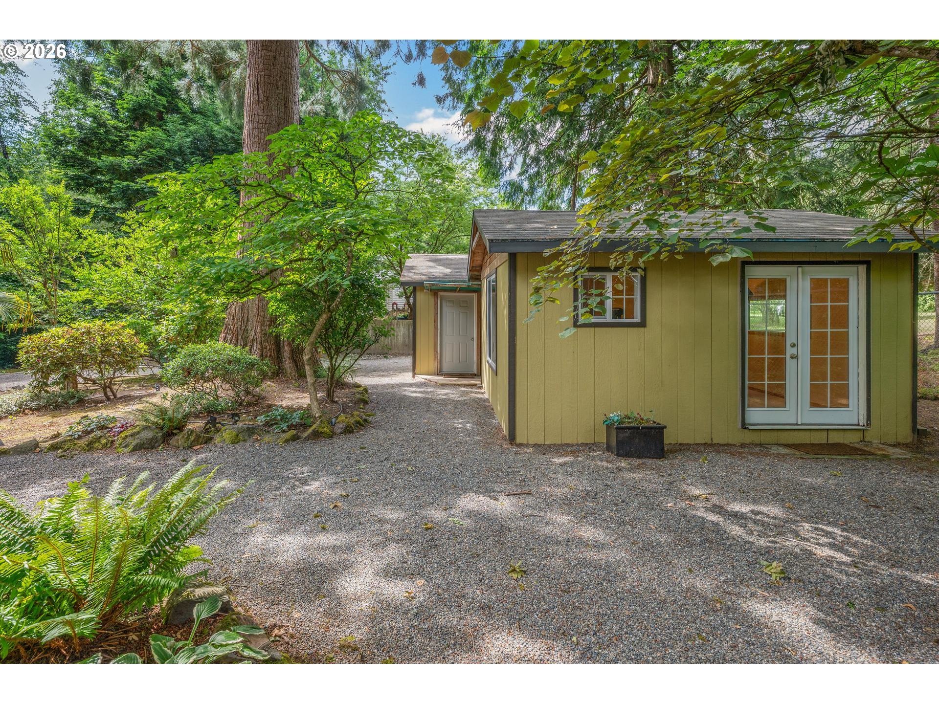 3008 Southwest Wilbard Street Portland, OR 97219 - Photo 38 of 48 Studio