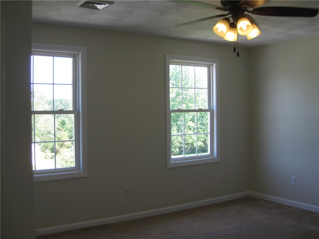 203 Colvintown Road Coventry, RI 02816 - Photo 25 of 40