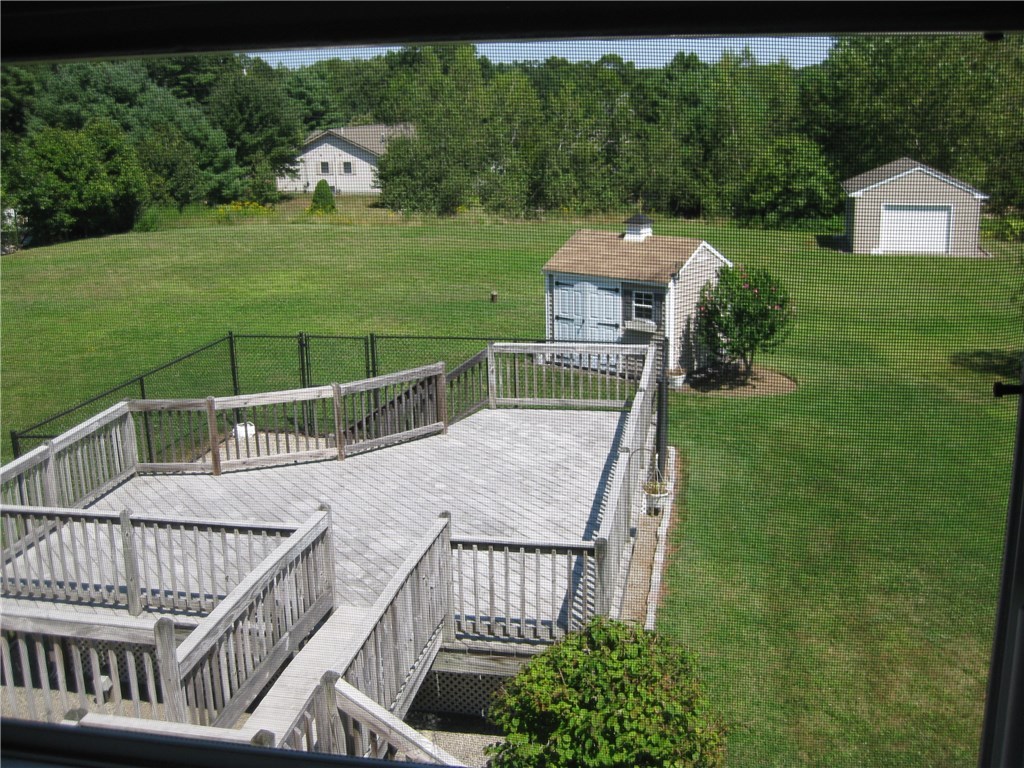 203 Colvintown Road Coventry, RI 02816 - Photo 30 of 40