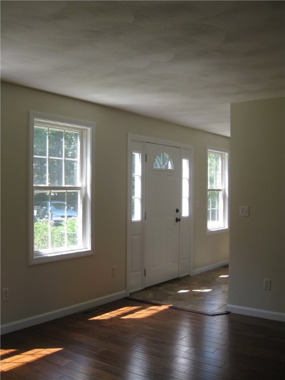 203 Colvintown Road Coventry, RI 02816 - Photo 4 of 40