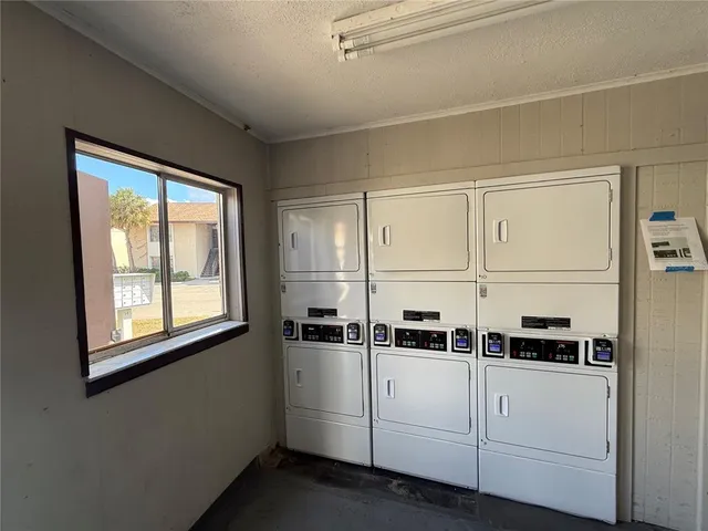 $149,000 | 2632 Hidden Lake Drive North, Unit H, Sarasota, FL 34237