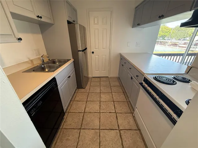 $149,000 | 2632 Hidden Lake Drive North, Unit H, Sarasota, FL 34237