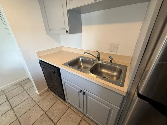 $149,000 | 2632 Hidden Lake Drive North, Unit H, Sarasota, FL 34237