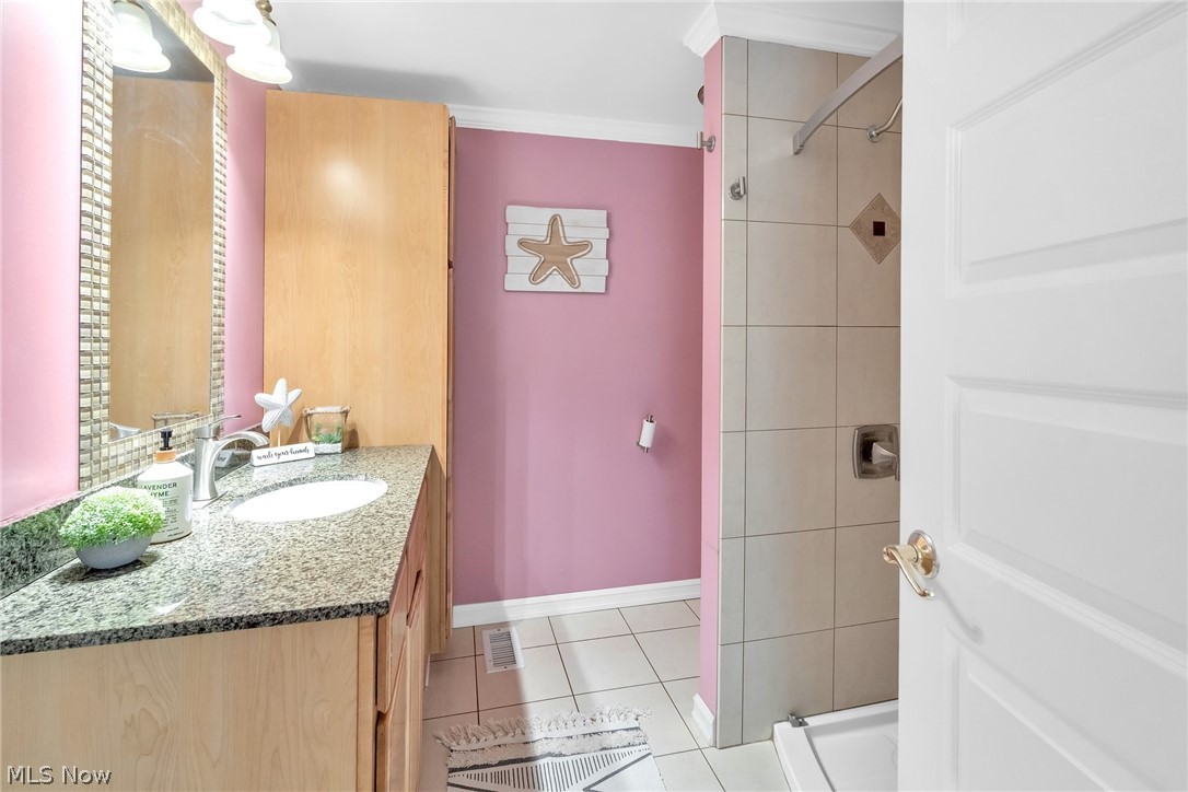 934 Som Center Road, Unit B1 Cleveland, OH 44143 - Photo 21 of 35 Gallery Image 21