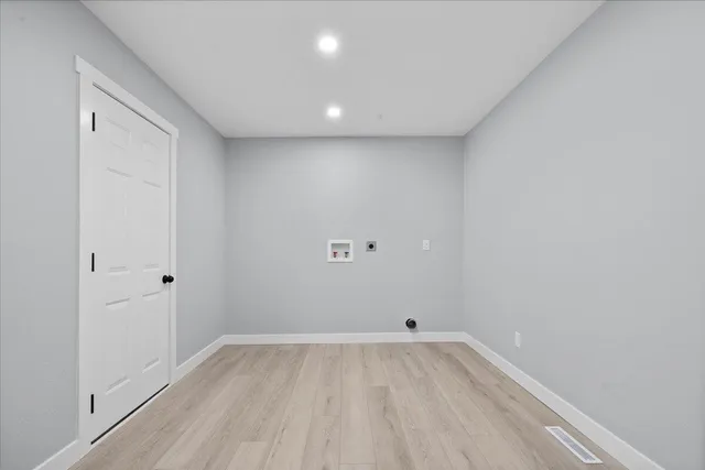 $399,999 | 712 William Avenue, Fond du Lac, WI 54935