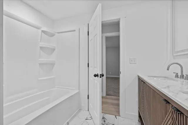 $399,999 | 712 William Avenue, Fond du Lac, WI 54935