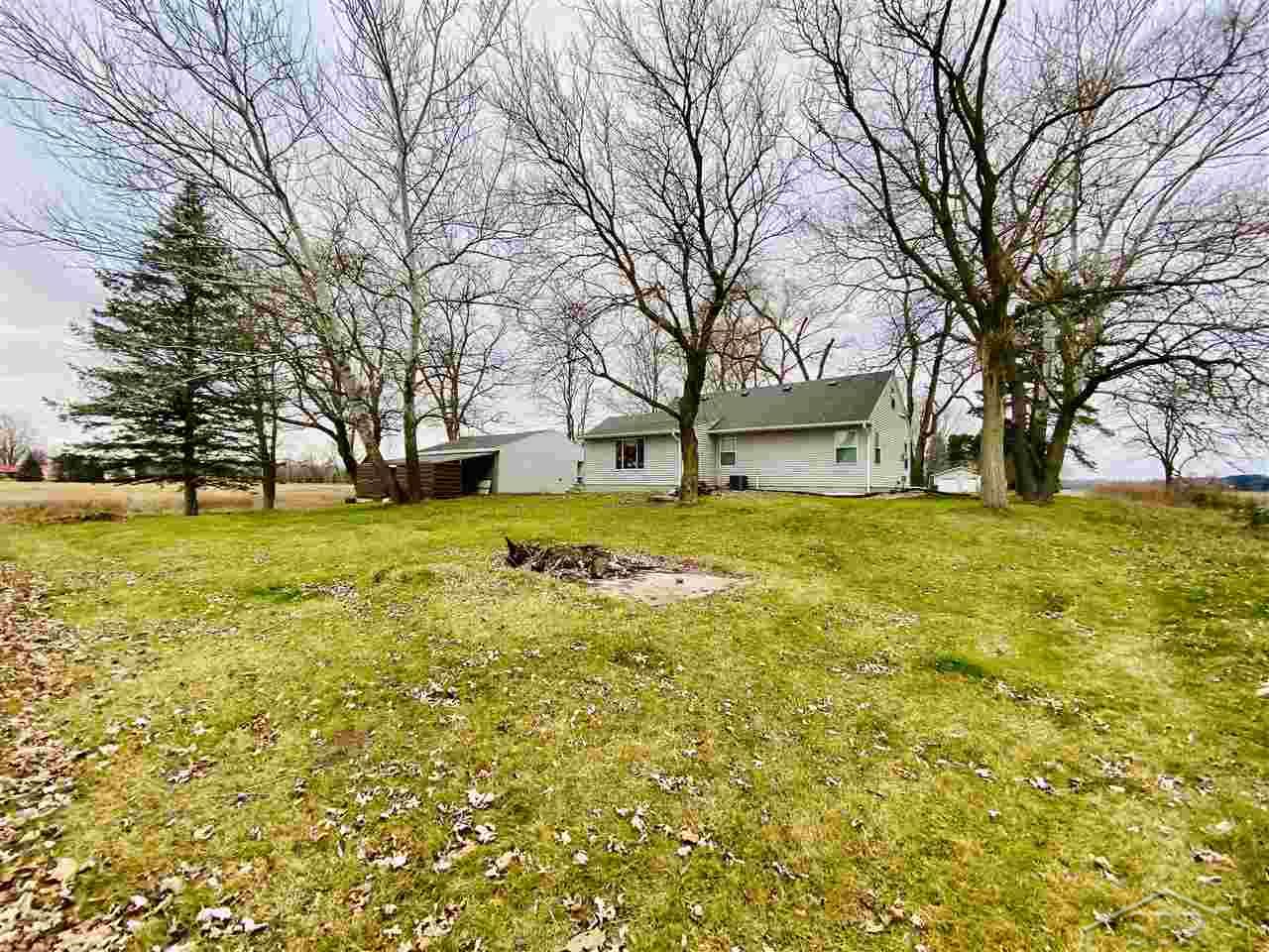 3143 South Poseyville Road Midland, MI 48640 - Photo 3 of 27