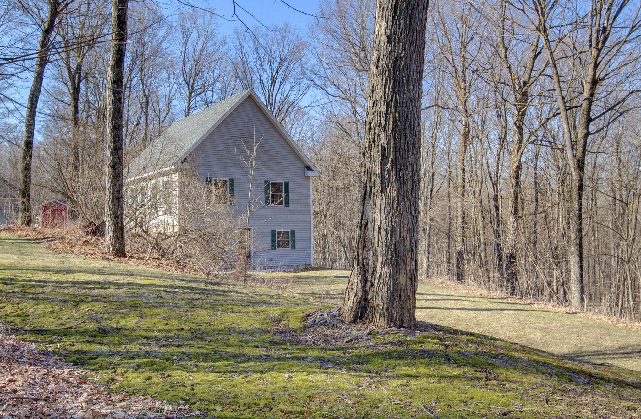 47 Lovers Lane Grand Isle, VT 05458 - Photo 8 of 51