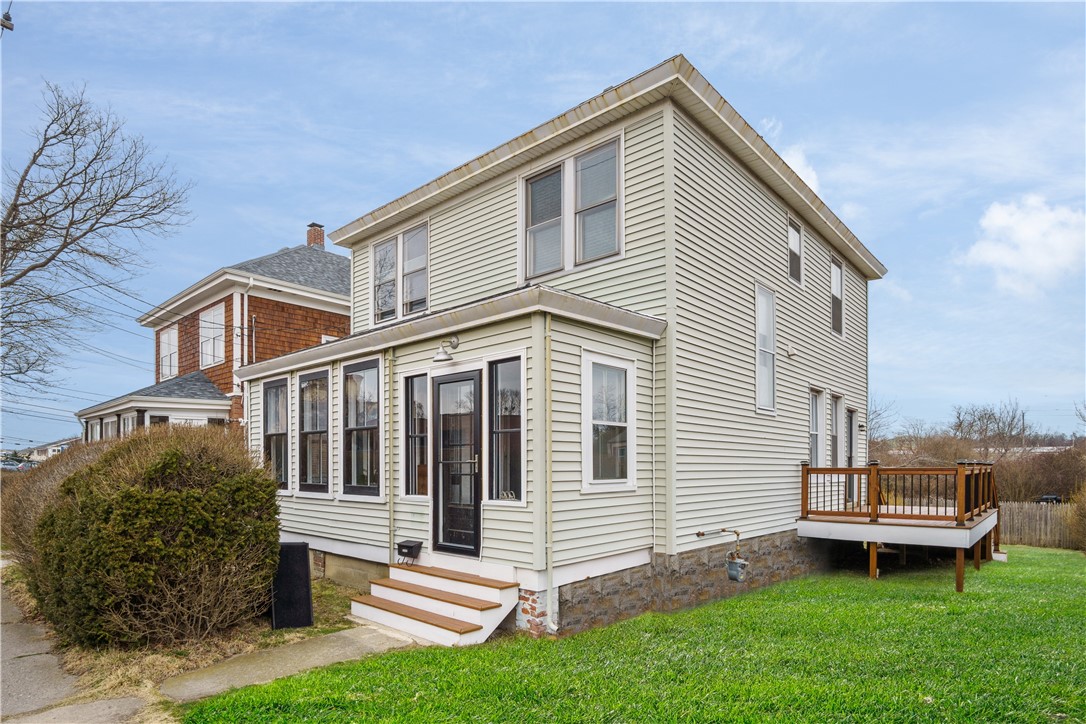 209 3rd Street Newport, RI 02840 - Photo 2 of 22 Exterior