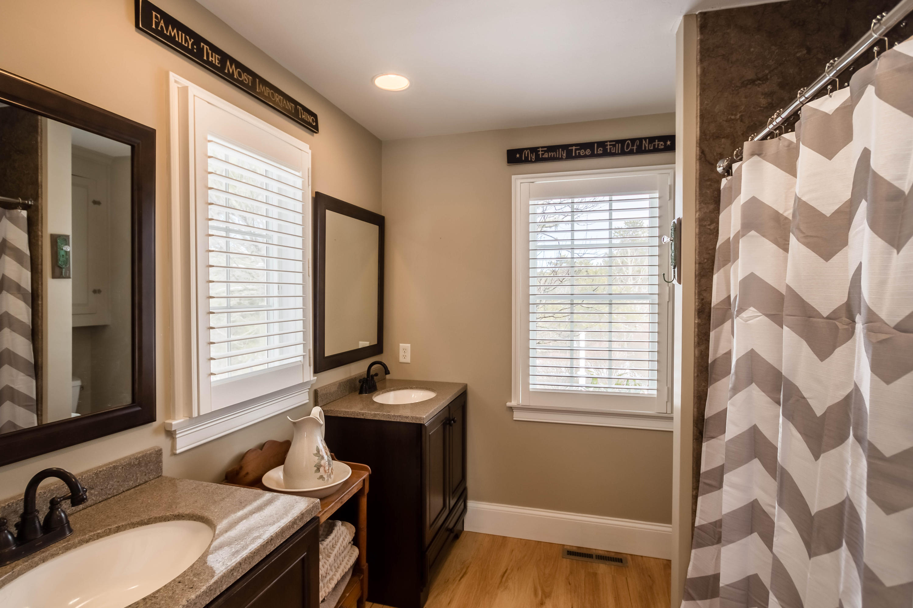 2 Somerset Road Harwich, MA 02645 - Photo 22 of 37 1st fl master bath