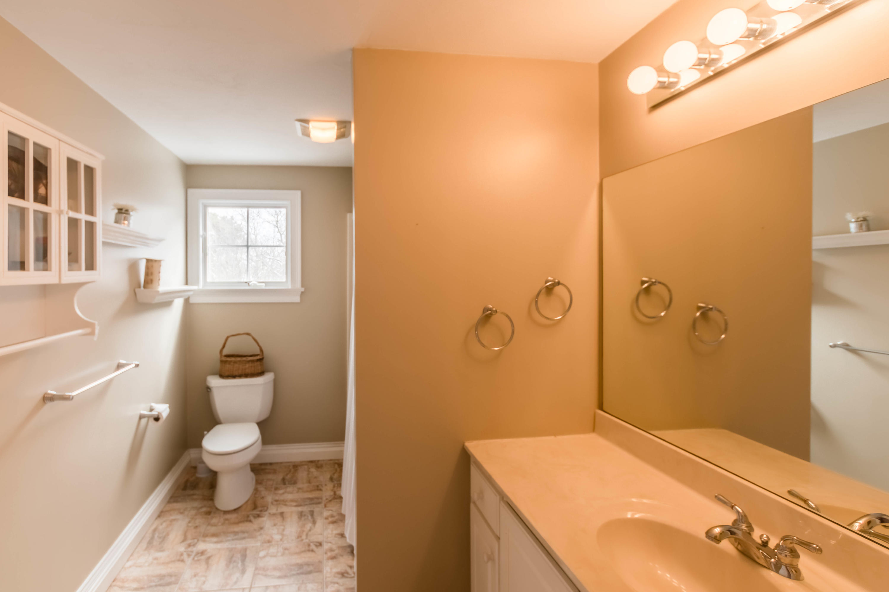2 Somerset Road Harwich, MA 02645 - Photo 28 of 37 2nd floor full bath