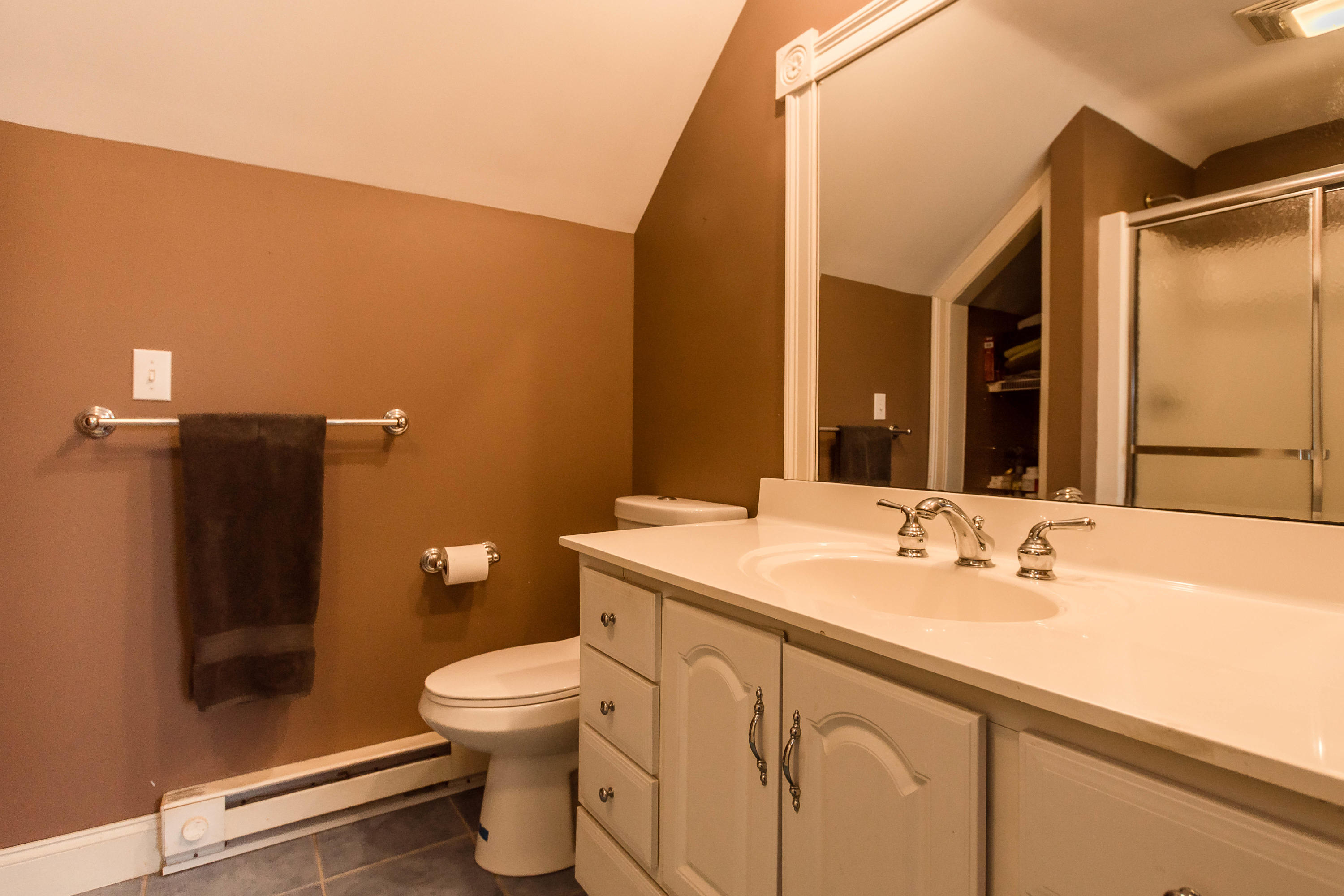 2 Somerset Road Harwich, MA 02645 - Photo 31 of 37 3rd full bath