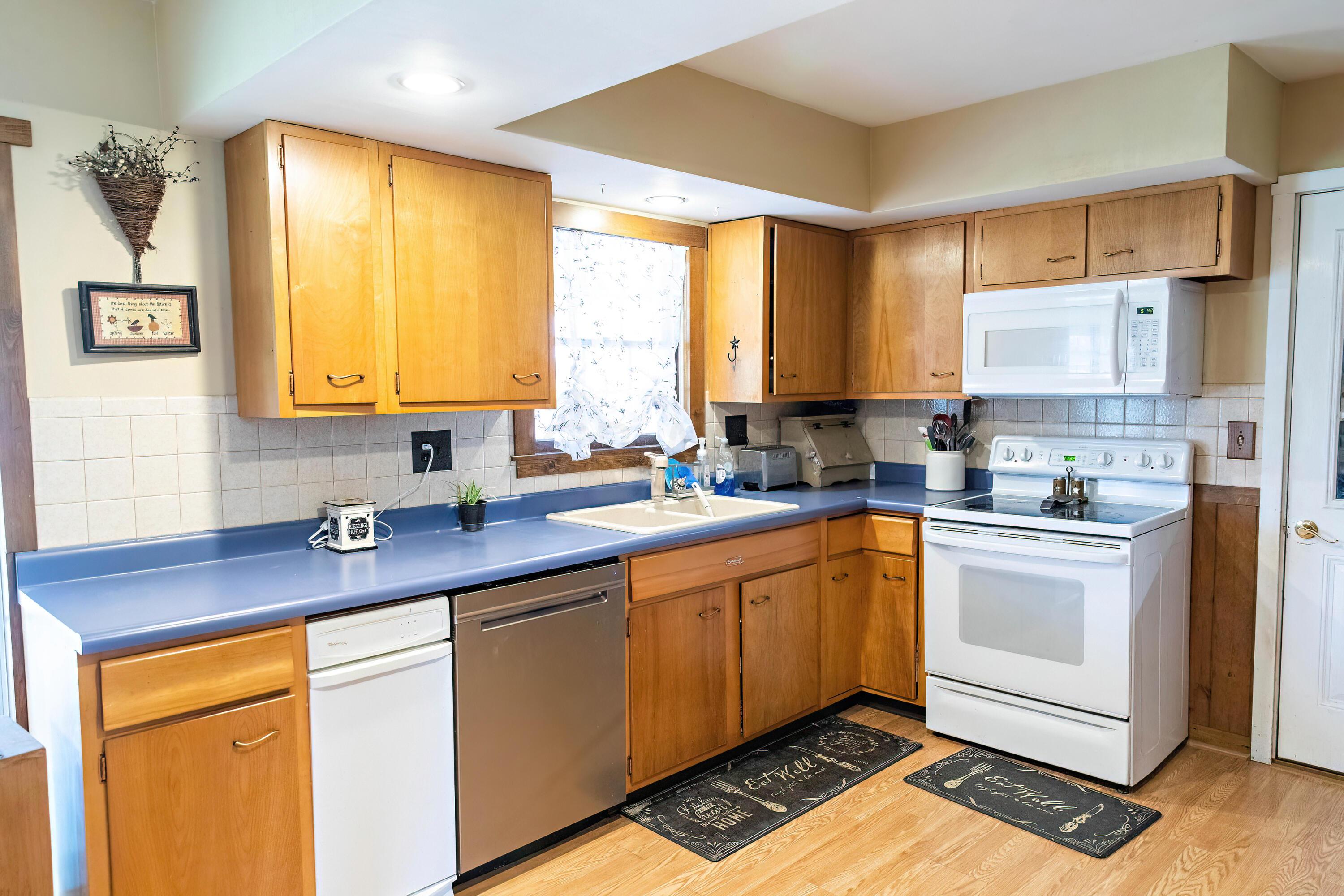 71 Sunset Road Londonderry, OH 45647 - Photo 16 of 46 016