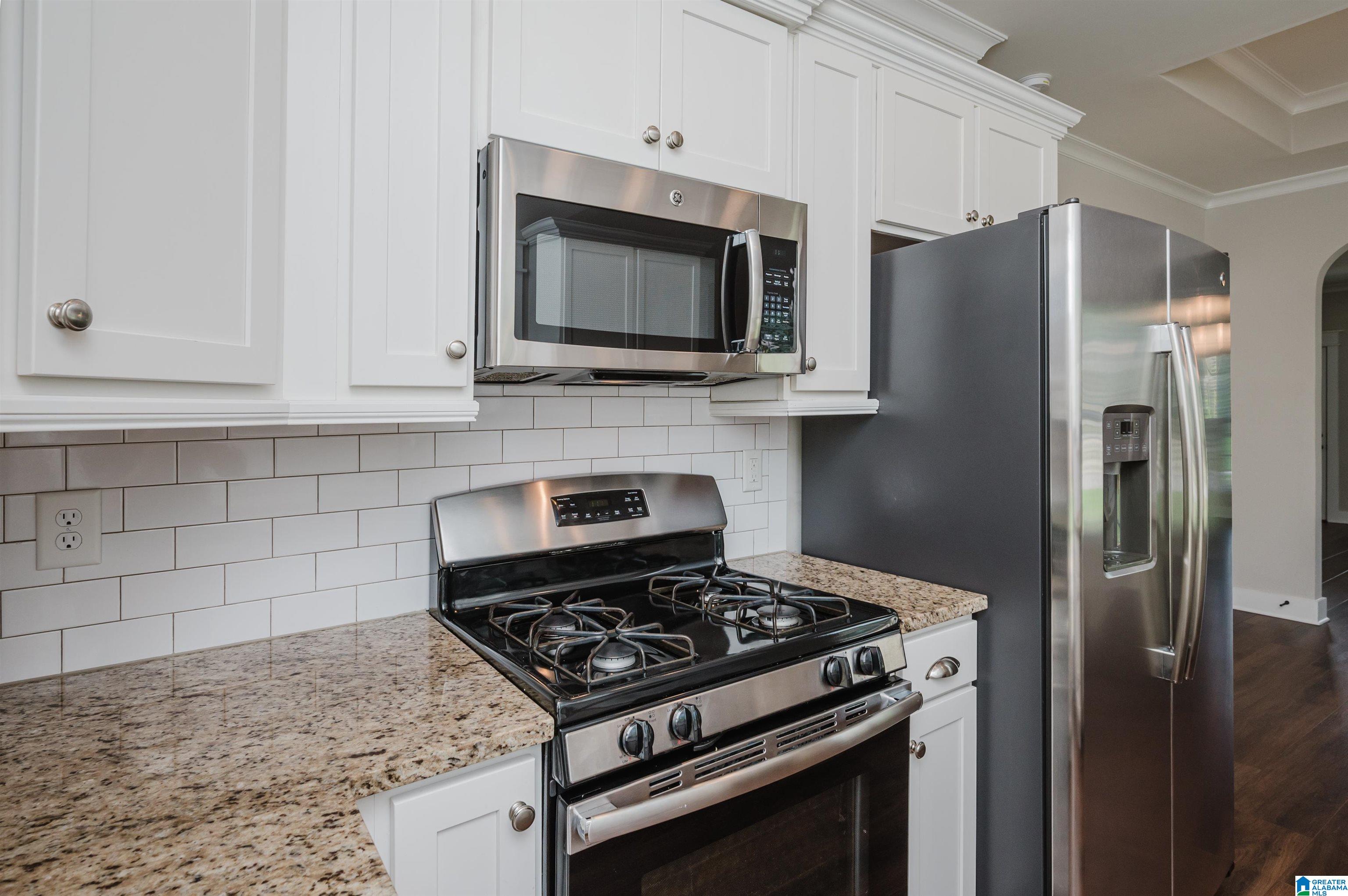 2833 Montevallo Park Road Birmingham, AL 35210 - Photo 18 of 45