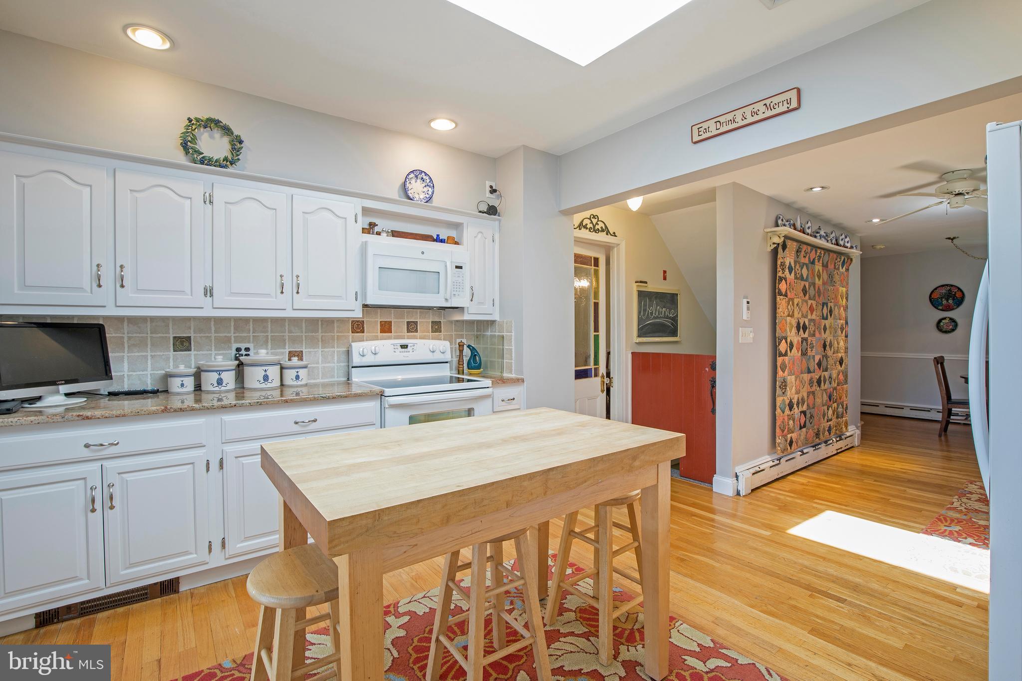 559 West Sandy Ridge Road Doylestown, PA 18901 - Photo 16 of 44 Kitchen