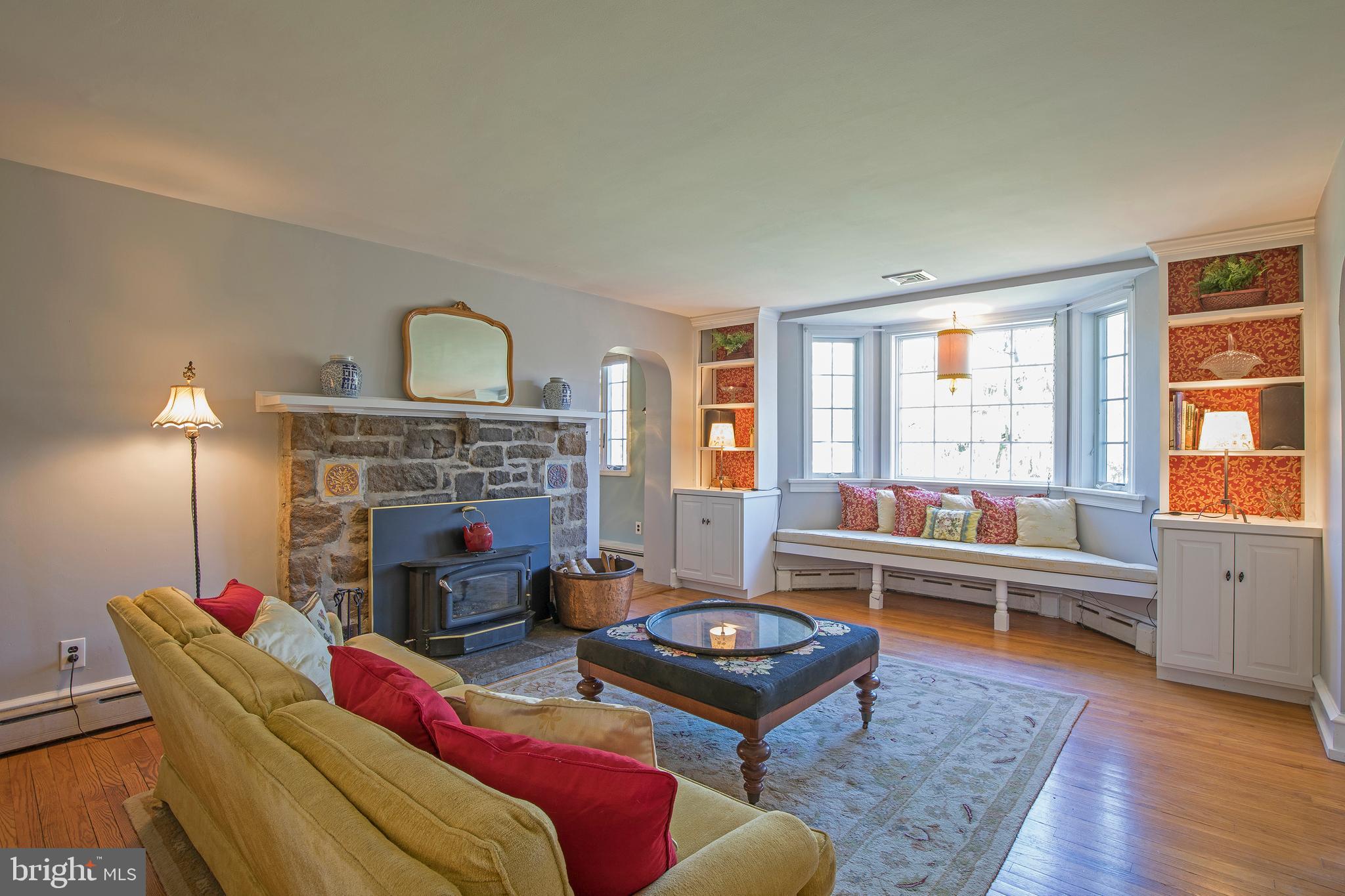 559 West Sandy Ridge Road Doylestown, PA 18901 - Photo 10 of 44 Living Room