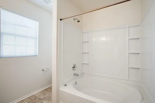 $2,000 | 10540 Flagstaff Run, Fort Worth, TX 76140