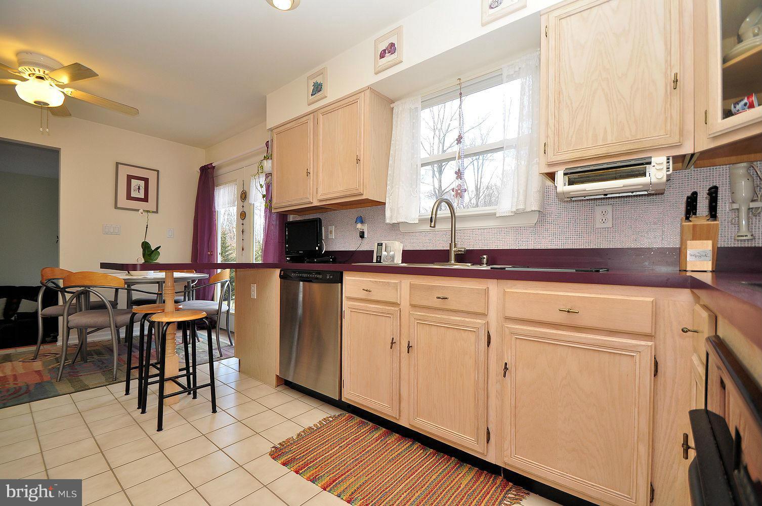 1922 Hilltop Road Jessup, MD 20794 - Photo 8 of 30 Kitchen