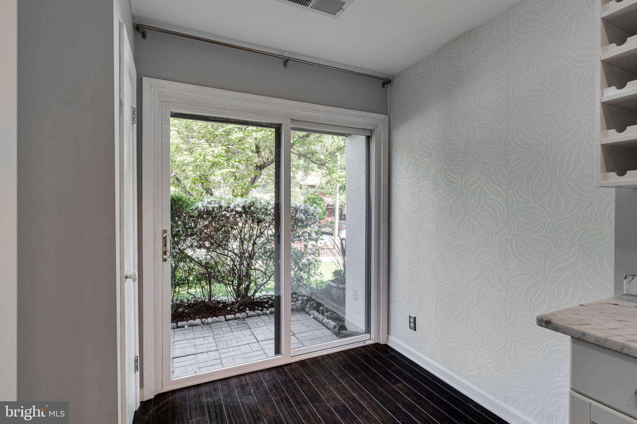 2150 Cartwright Place Reston, VA 20191 - Photo 14 of 59 Walk out to front patio