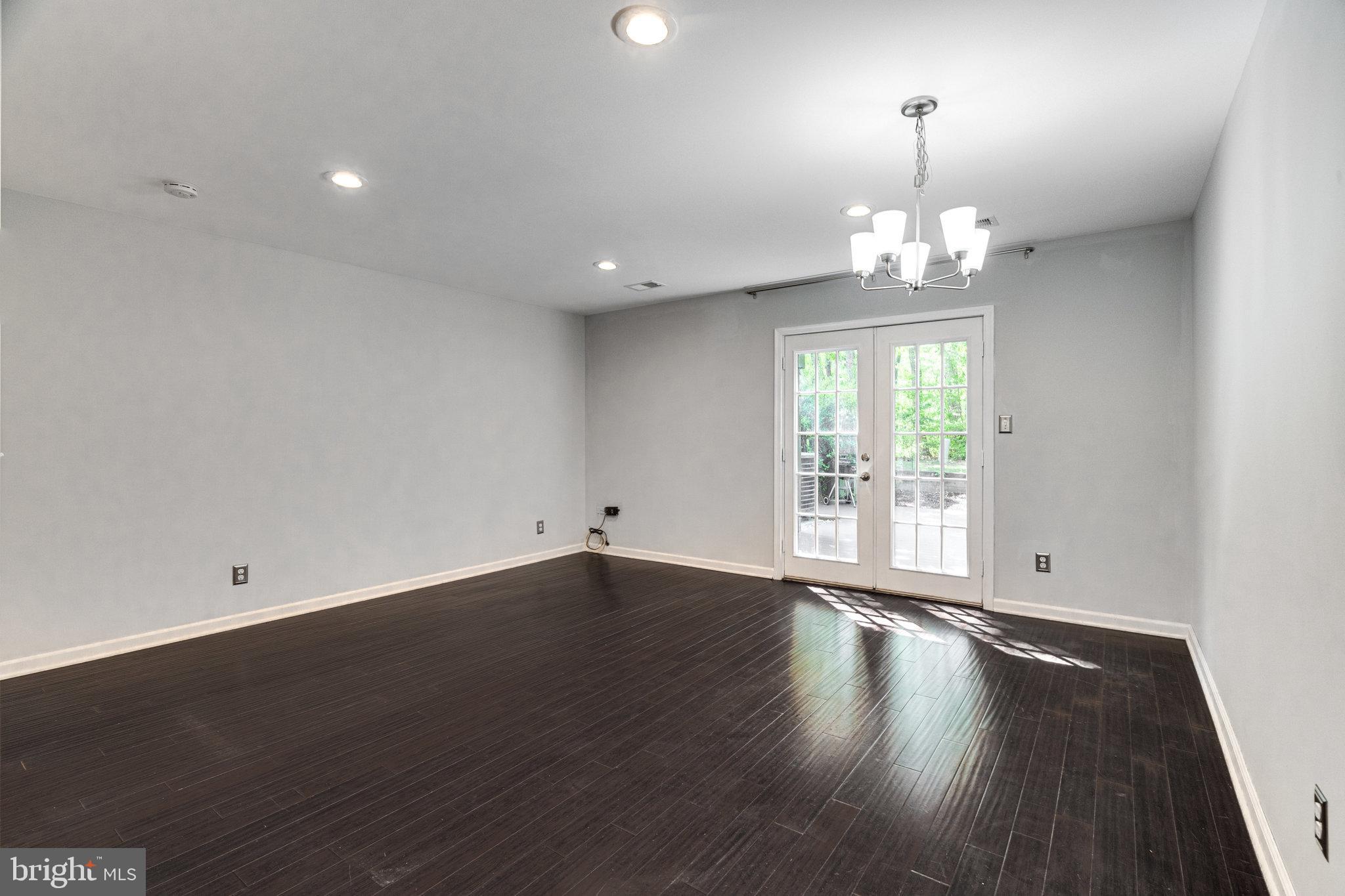 2150 Cartwright Place Reston, VA 20191 - Photo 18 of 59 Living/Dining Room