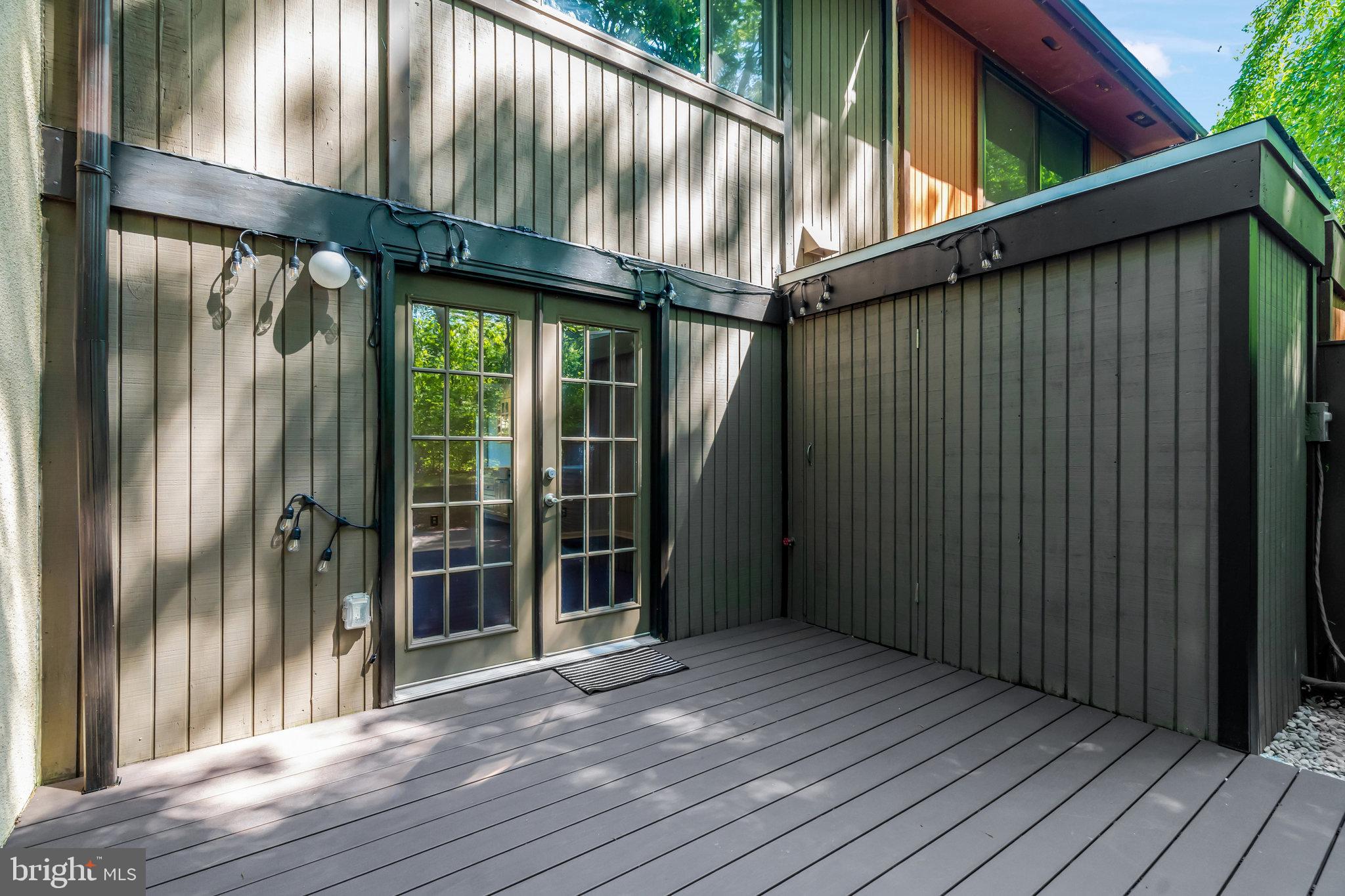 2150 Cartwright Place Reston, VA 20191 - Photo 35 of 59 Back of home