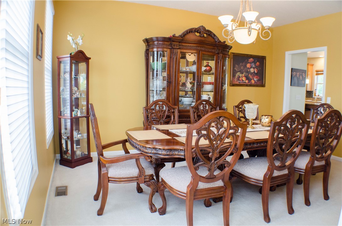 4375 Ridge Crest Drive Akron, OH 44321 - Photo 6 of 35 Gallery Image 6