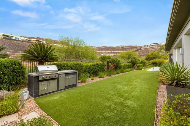 $4,500,000 | 584 St Croix Street, Henderson, NV 89012