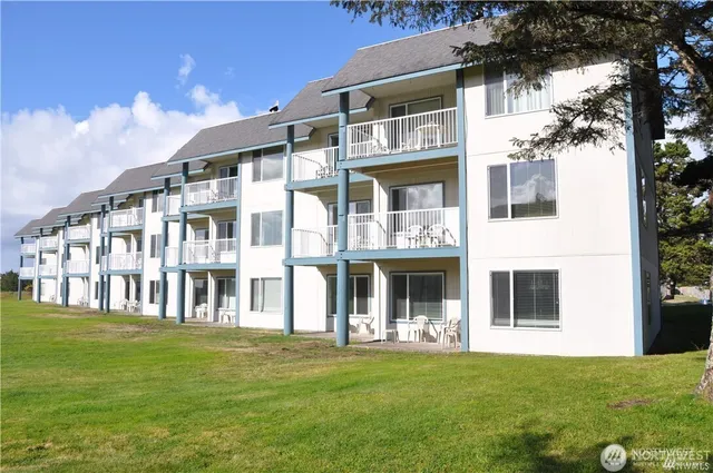 $265,000 | 210 26th Street Northwest, Unit 11516, Long Beach, WA 98631