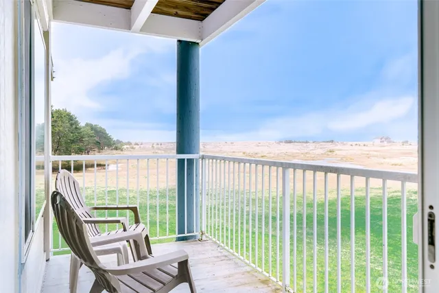 $265,000 | 210 26th Street Northwest, Unit 11516, Long Beach, WA 98631