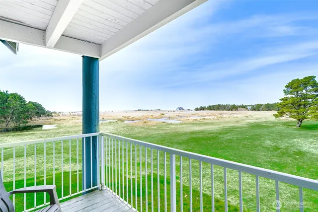 $265,000 | 210 26th Street Northwest, Unit 11516, Long Beach, WA 98631