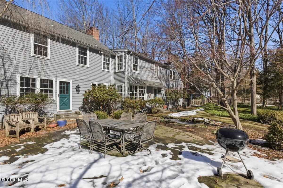 27 Wexford Road Bethlehem, NY 12054 - Photo 46 of 79 57-052_MW2_4083