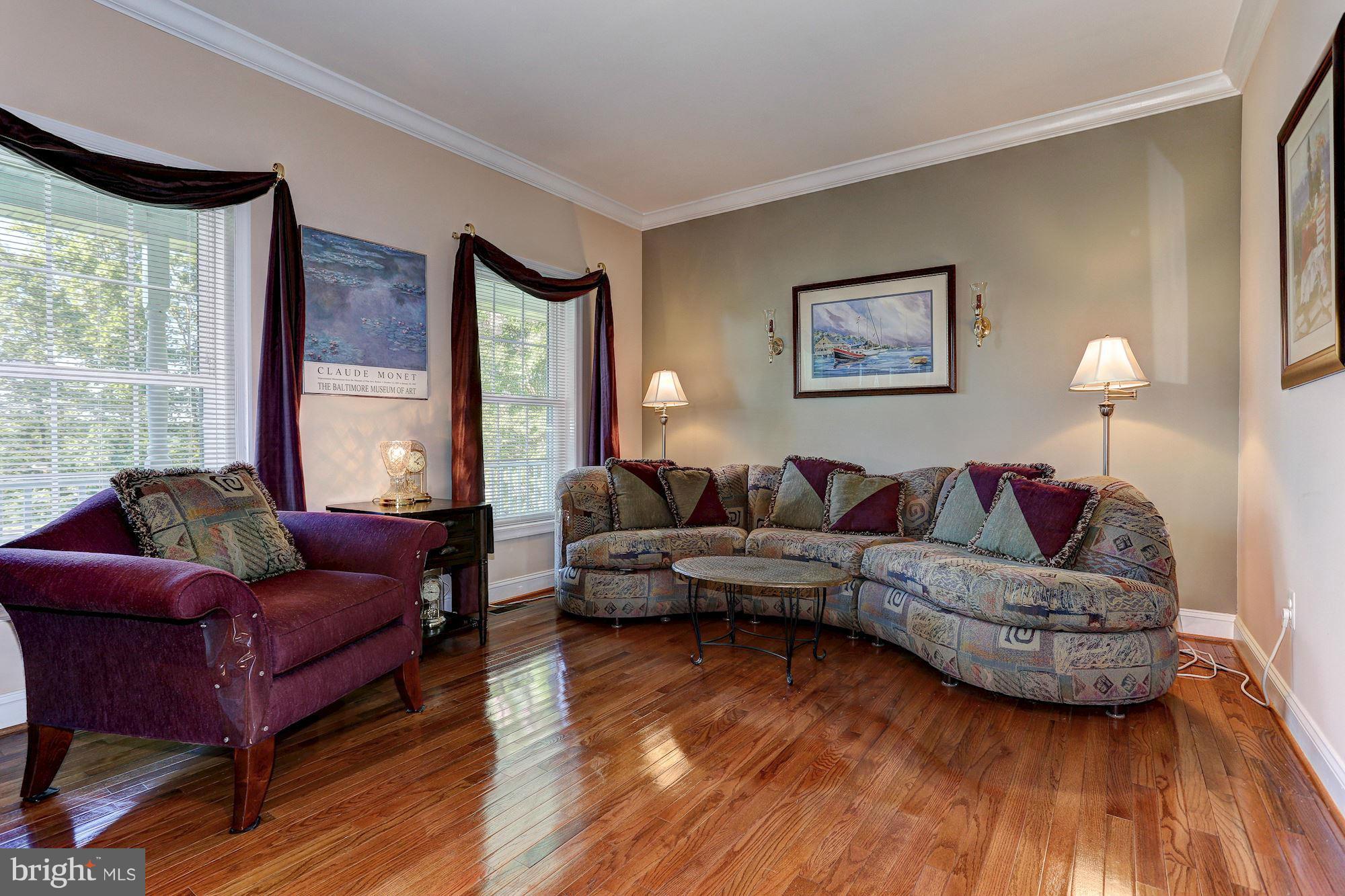 622 Muller Road Westminster, MD 21157 - Photo 3 of 30 Living Room