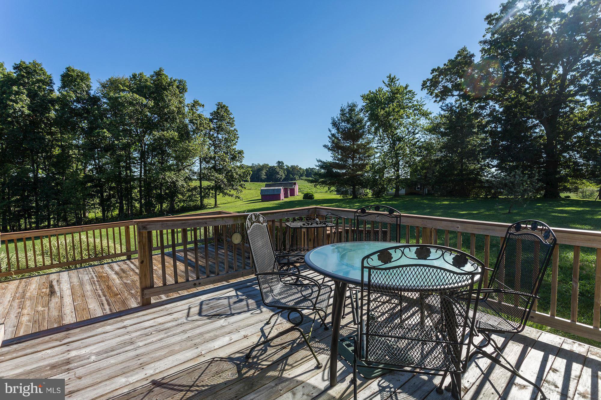 622 Muller Road Westminster, MD 21157 - Photo 25 of 30 Tiered Deck