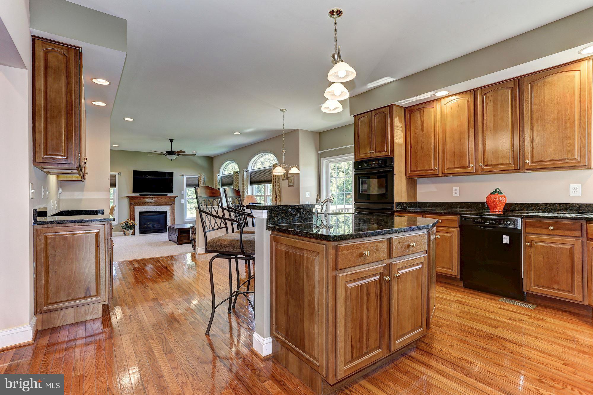 622 Muller Road Westminster, MD 21157 - Photo 7 of 30 Granite Counters