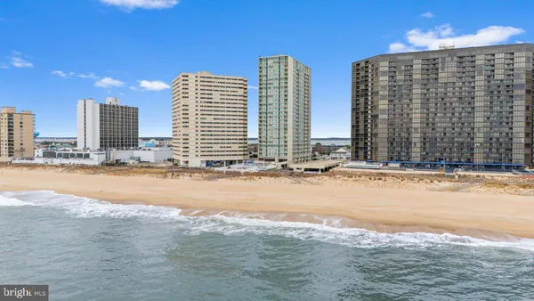 $709,900 | 10700 Coastal Highway, Unit 1108, Ocean City, MD 21842