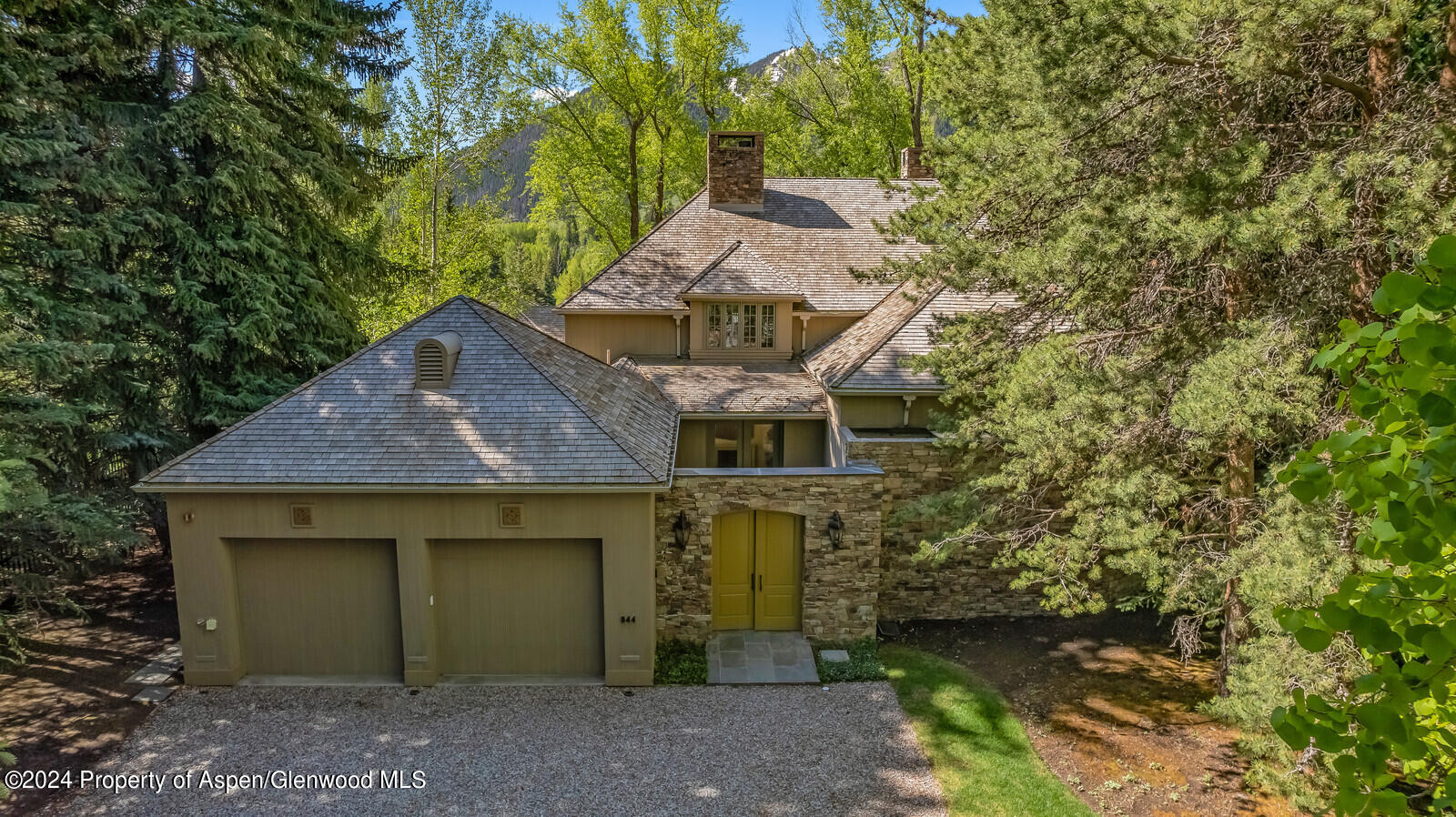 844 Roaring Fork Road Aspen, CO 81611 - Photo 14 of 39 a aerial view of a house