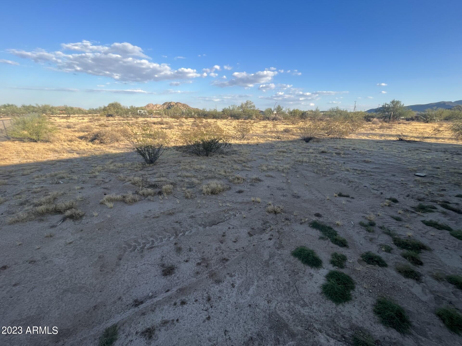 0 South Oak Road Maricopa, AZ 85139 - Photo 3 of 14 1-26 acre lot ground level