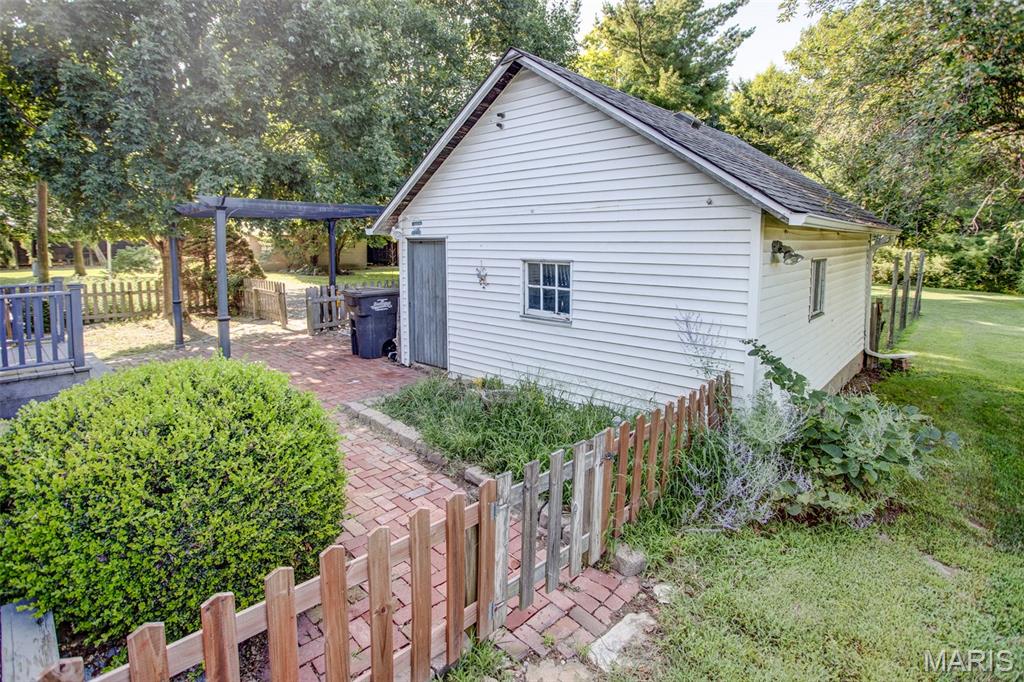 6063 Seiler Road Dorsey, IL 62021 - Photo 10 of 80