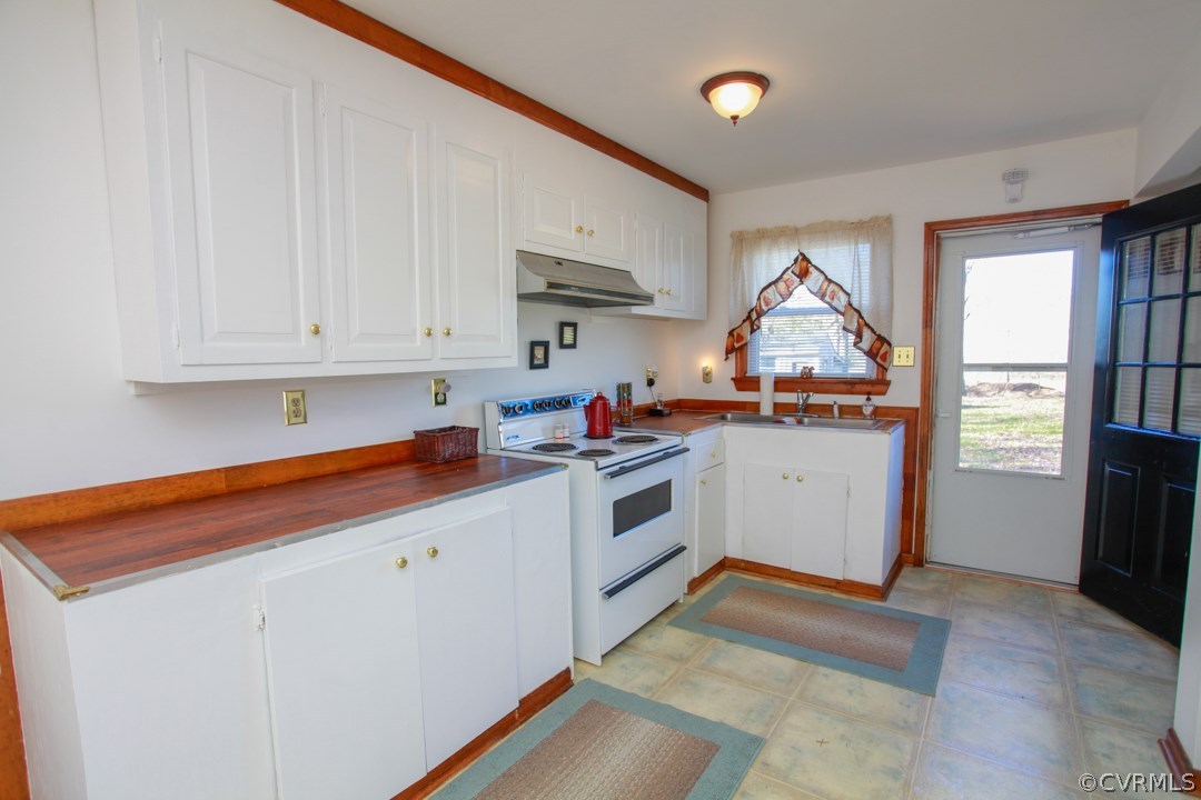 3216 Lowry Road Columbia, VA 23038 - Photo 8 of 16